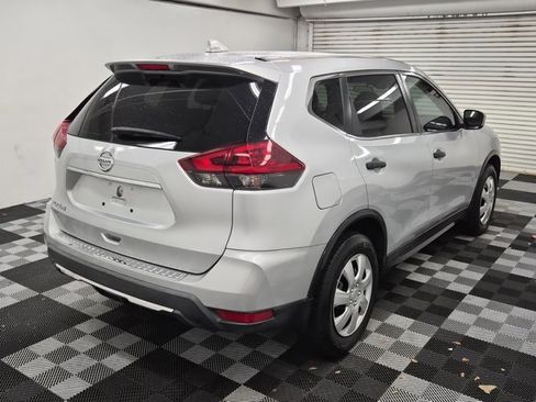 Certified 2020 Nissan Rogue S image 6