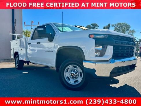 Used 2023 Chevrolet Silverado 2500 W/T w/ WT Convenience Package image 3