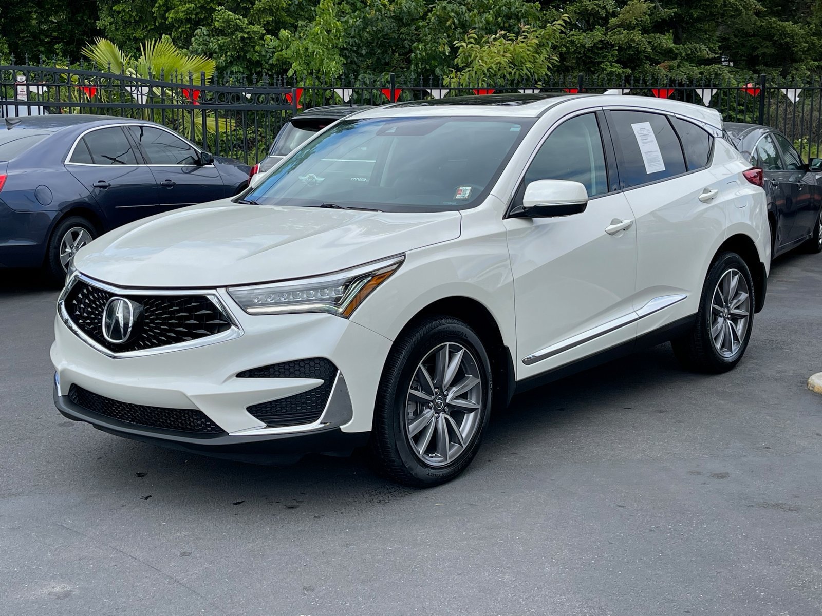 Used 2019 Acura RDX w/ Technology Package AWD/4WD image 3