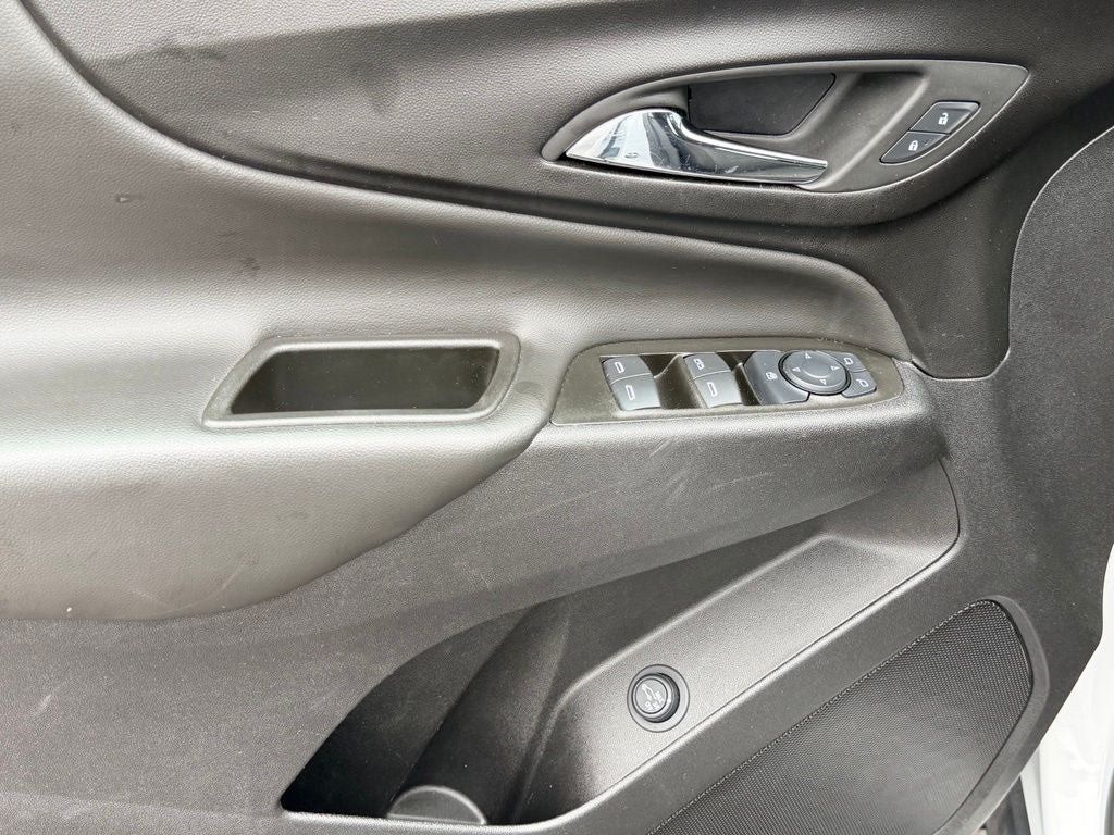 Used 2024 Chevrolet Equinox LT FWD image 21
