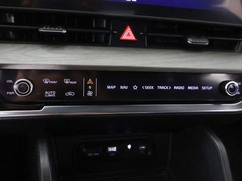 Certified 2024 Kia Sportage X-Line AWD/4WD image 46