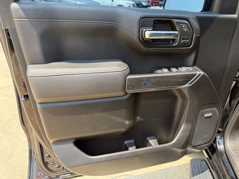 Used 2020 GMC Sierra 1500 AT4 w/ AT4 Premium Package AWD/4WD image 11
