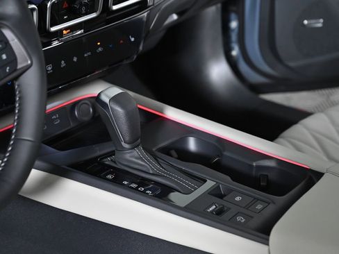 New 2026 Nissan Sentra SL w/ Floor Mat Package image 17