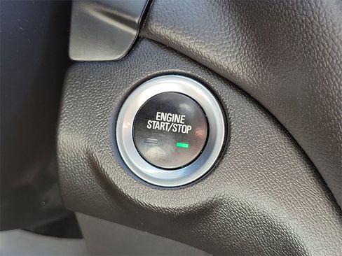 Used 2022 Chevrolet Equinox LT image 8