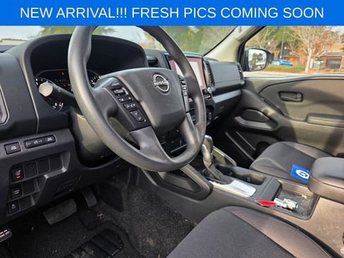 Used 2022 Nissan Frontier S w/ Technology Package image 9