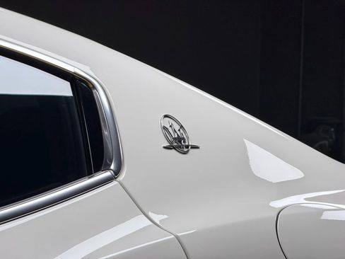 Used 2018 Maserati Ghibli S RWD image 10