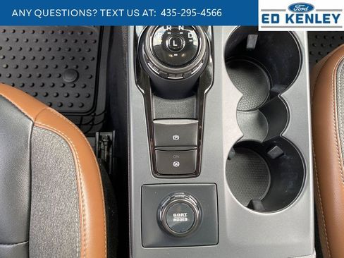 Used 2023 Ford Bronco Sport Outer Banks w/ Tech Package AWD/4WD image 12