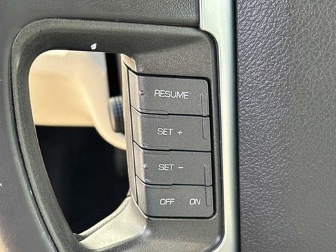Used 2011 Lincoln MKS FWD image 24
