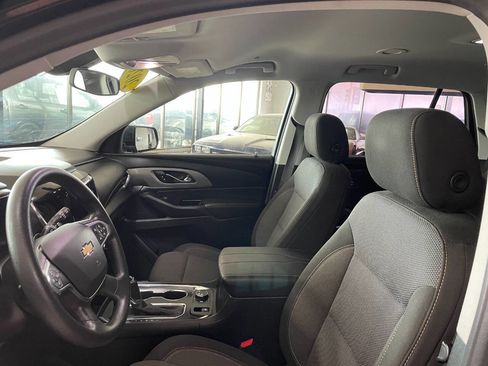 Used 2020 Chevrolet Traverse LS image 16