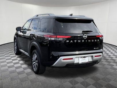Used 2025 Nissan Pathfinder SL