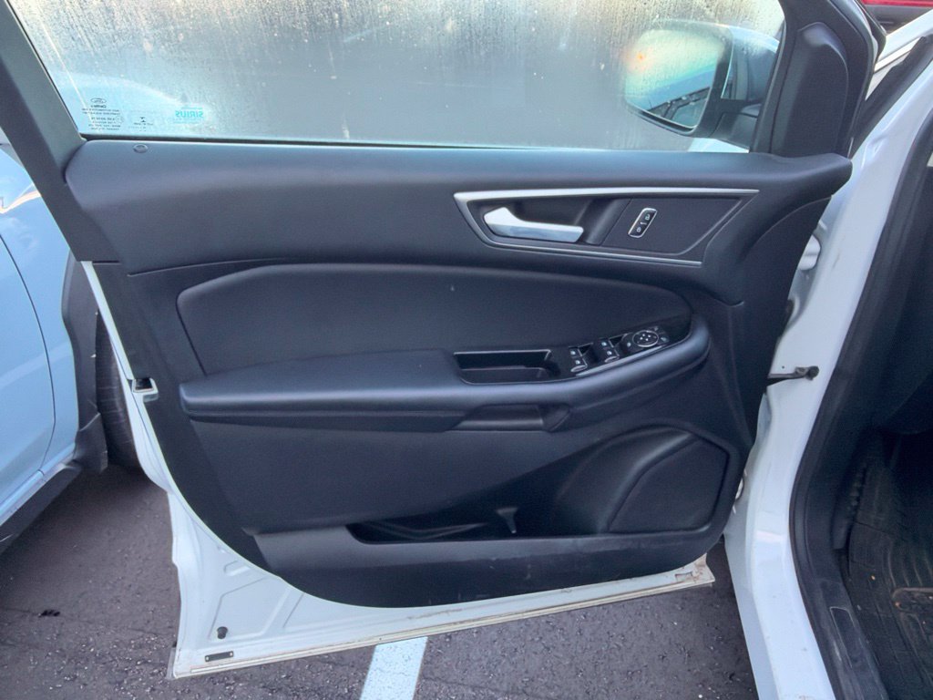 Used 2015 Ford Edge SEL w/ Equipment Group 201A AWD/4WD image 7