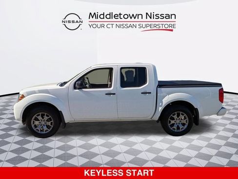 Used 2020 Nissan Frontier SV AWD/4WD image 6