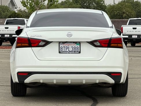 Used 2020 Nissan Altima 2.5 S FWD image 6