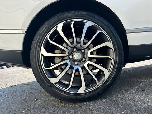 Used 2017 Land Rover Range Rover AWD/4WD image 18