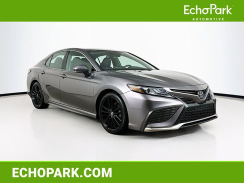 Used 2022 Toyota Camry XSE image 1