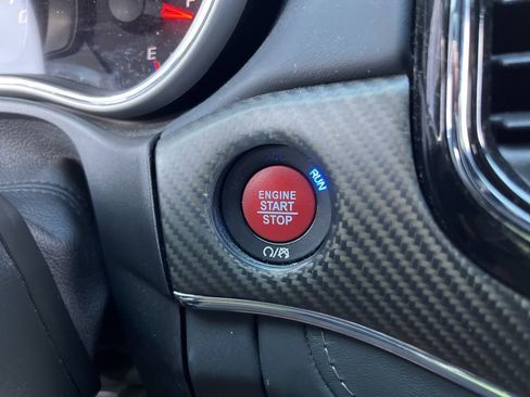 Used 2020 Jeep Grand Cherokee SRT AWD/4WD image 30