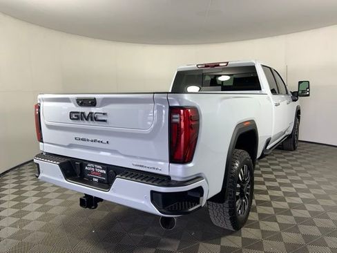 Used 2026 GMC Sierra 3500 Denali Ultimate AWD/4WD image 3