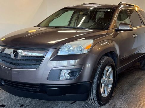 Used 2009 Saturn Outlook XE w/ Preferred Package image 2