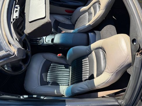 Used 1998 Chevrolet Corvette Coupe w/ Memory Pkg image 47