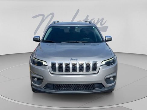 Used 2020 Jeep Cherokee Latitude Plus w/ Comfort/Convenience Group FWD image 3