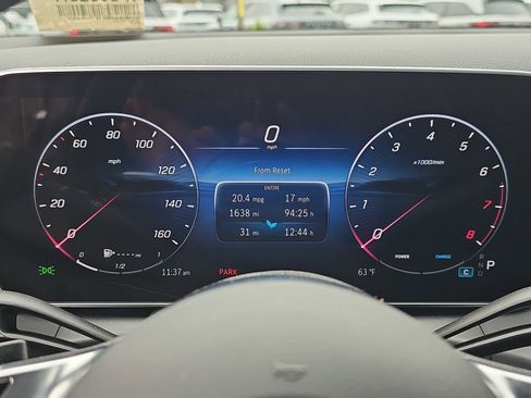 Used 2026 Mercedes-Benz GLC 300 image 19