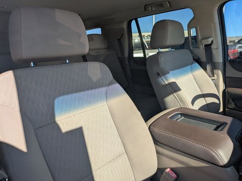 Used 2019 Chevrolet Tahoe LS w/ All-Season Package image 29