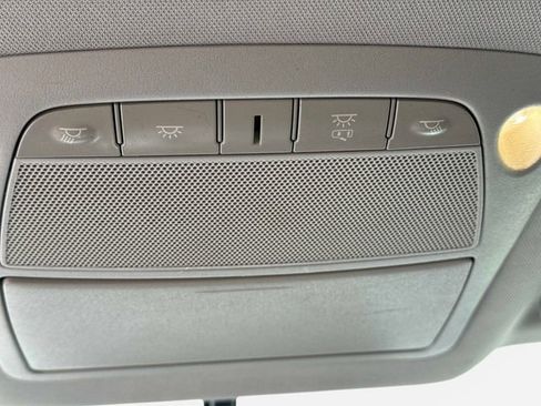 Used 2016 Nissan Maxima SR image 18