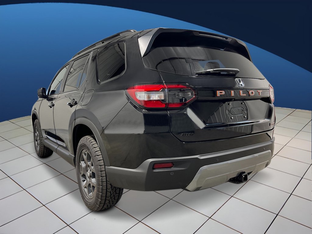 New 2026 Honda Pilot TrailSport image 3