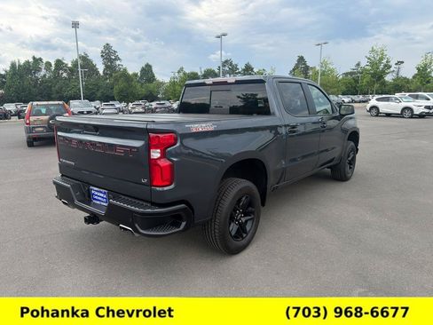 Used 2021 Chevrolet Silverado 1500 LT Trail Boss w/ Convenience Package II AWD/4WD image 7