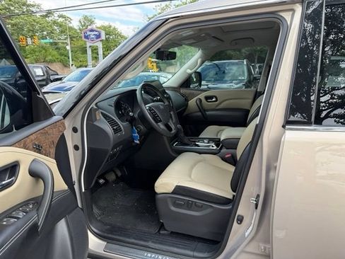 Certified 2023 INFINITI QX80 Premium Select w/ Cargo Package AWD/4WD image 9