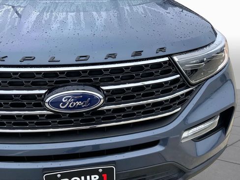 Used 2021 Ford Explorer XLT w/ Equipment Group 202A RWD image 29