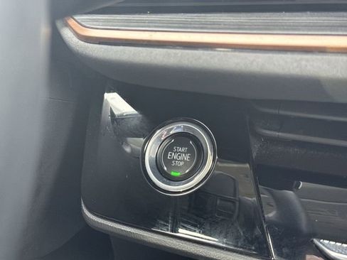 Certified 2025 Buick Envision Sport Touring AWD/4WD image 17