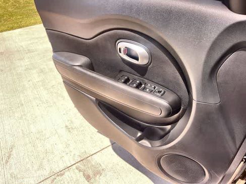 Used 2014 Kia Soul FWD image 29