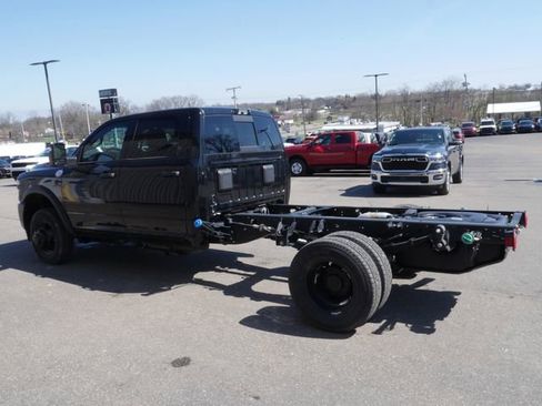 New 2026 RAM 3500 Tradesman AWD/4WD image 8