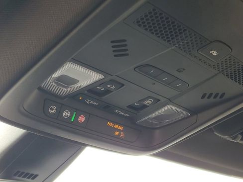 Used 2023 Cadillac XT5 Premium Luxury image 22