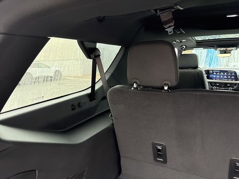 New 2026 Chevrolet Suburban High Country image 9