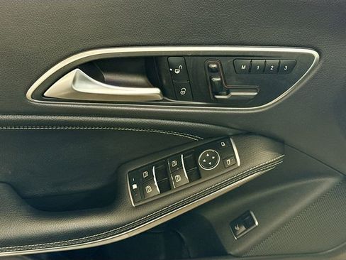 Used 2016 Mercedes-Benz CLA 250 4MATIC image 17