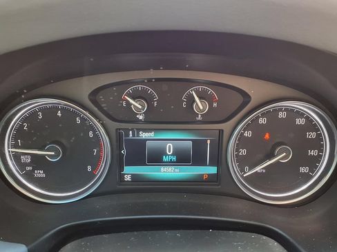 Used 2019 Buick Enclave Essence FWD image 21