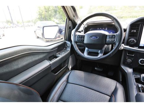 Used 2025 Ford F150 Lariat w/ FX4 Off-Road Package AWD/4WD image 6