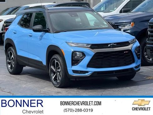 Used 2023 Chevrolet TrailBlazer RS w/ Convenience Package AWD/4WD image 1