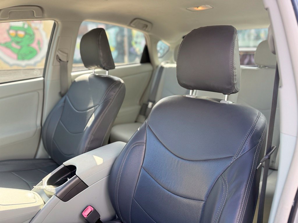 Used 2013 Toyota Prius Two FWD image 12