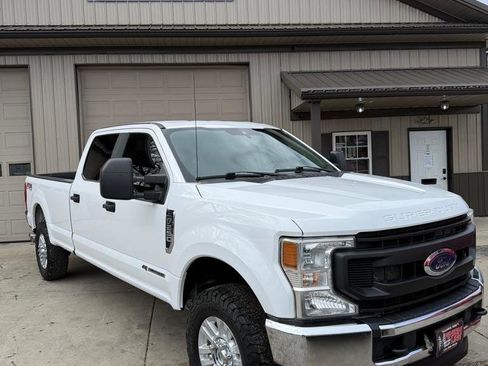 Used 2021 Ford F250 XL image 1