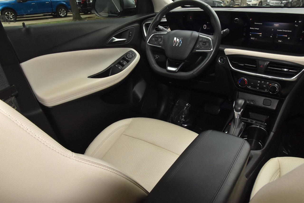 Used 2024 Buick Encore GX Sport Touring w/ Comfort Package FWD image 15