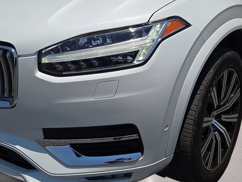Used 2023 Volvo XC90 B6 Plus w/ Protection Package Premier AWD/4WD image 10