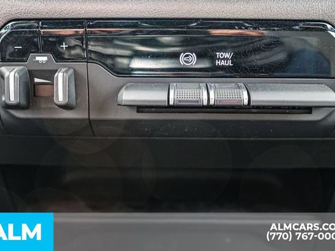 Used 2024 RAM 3500 Big Horn AWD/4WD image 40