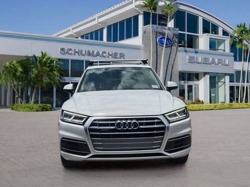 Used 2019 Audi Q5 2.0T Premium Plus w/ Premium Plus Package AWD/4WD image 2