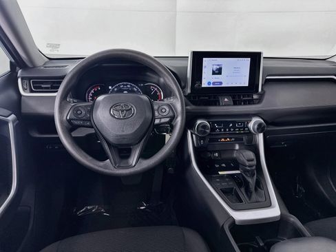 Used 2023 Toyota RAV4 LE FWD image 20