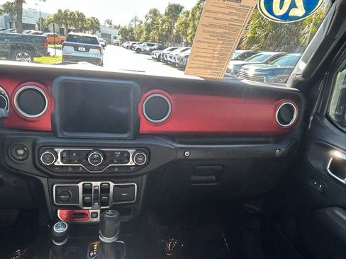 Used 2020 Jeep Wrangler Unlimited Rubicon image 16