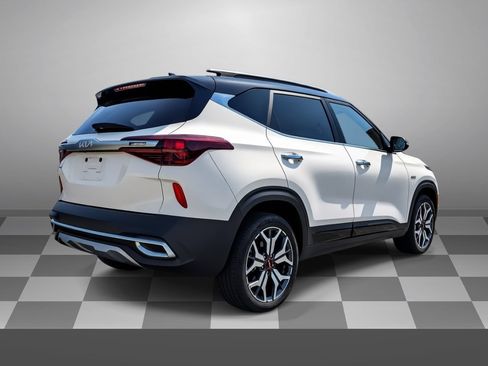 Used 2023 Kia Seltos SX AWD/4WD image 6