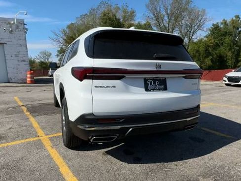 New 2026 Buick Enclave Preferred w/ Power Package image 7